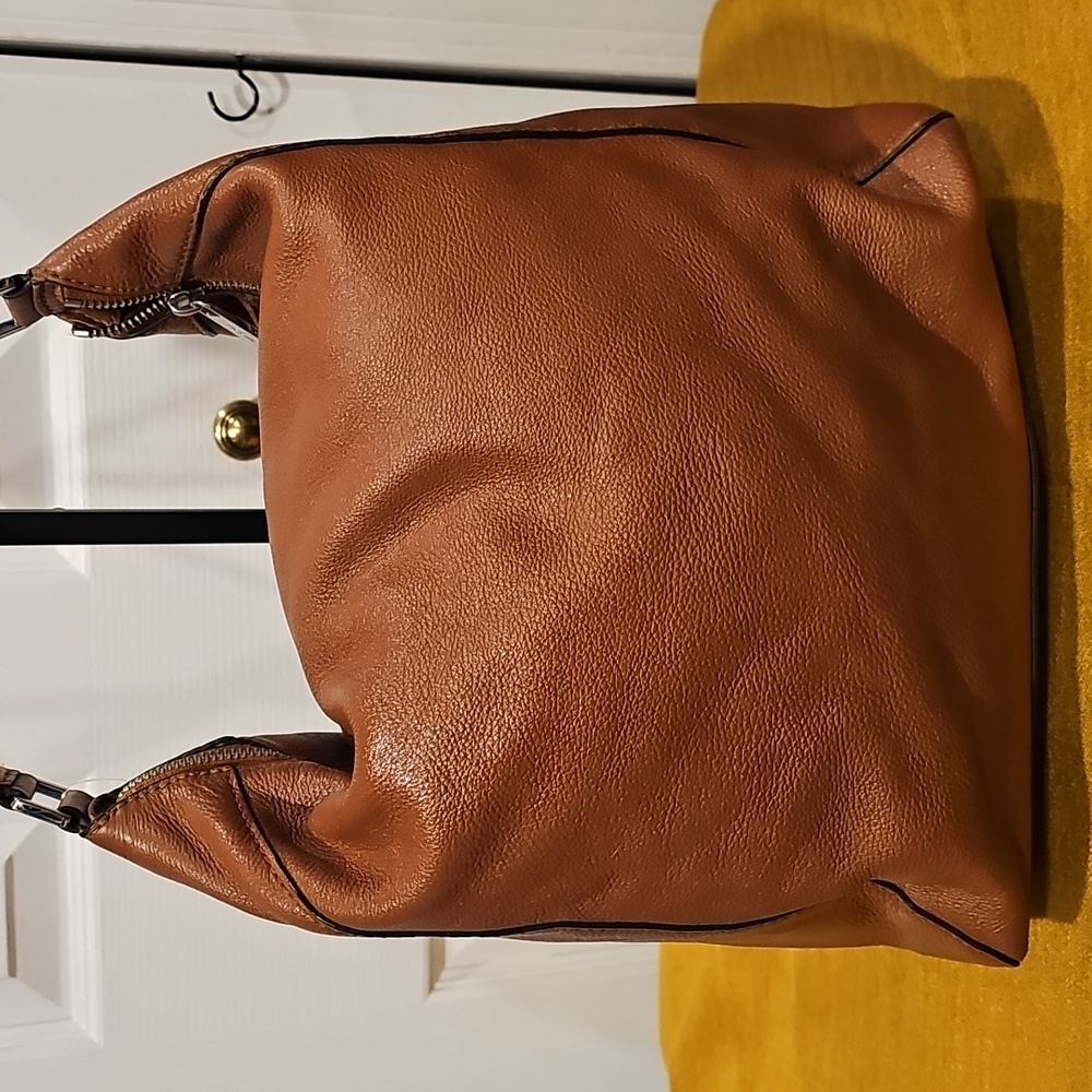 Michael Kors Sloane Leather Hobo Bag In Luggage Brown EUC - Picture 8 of 16
